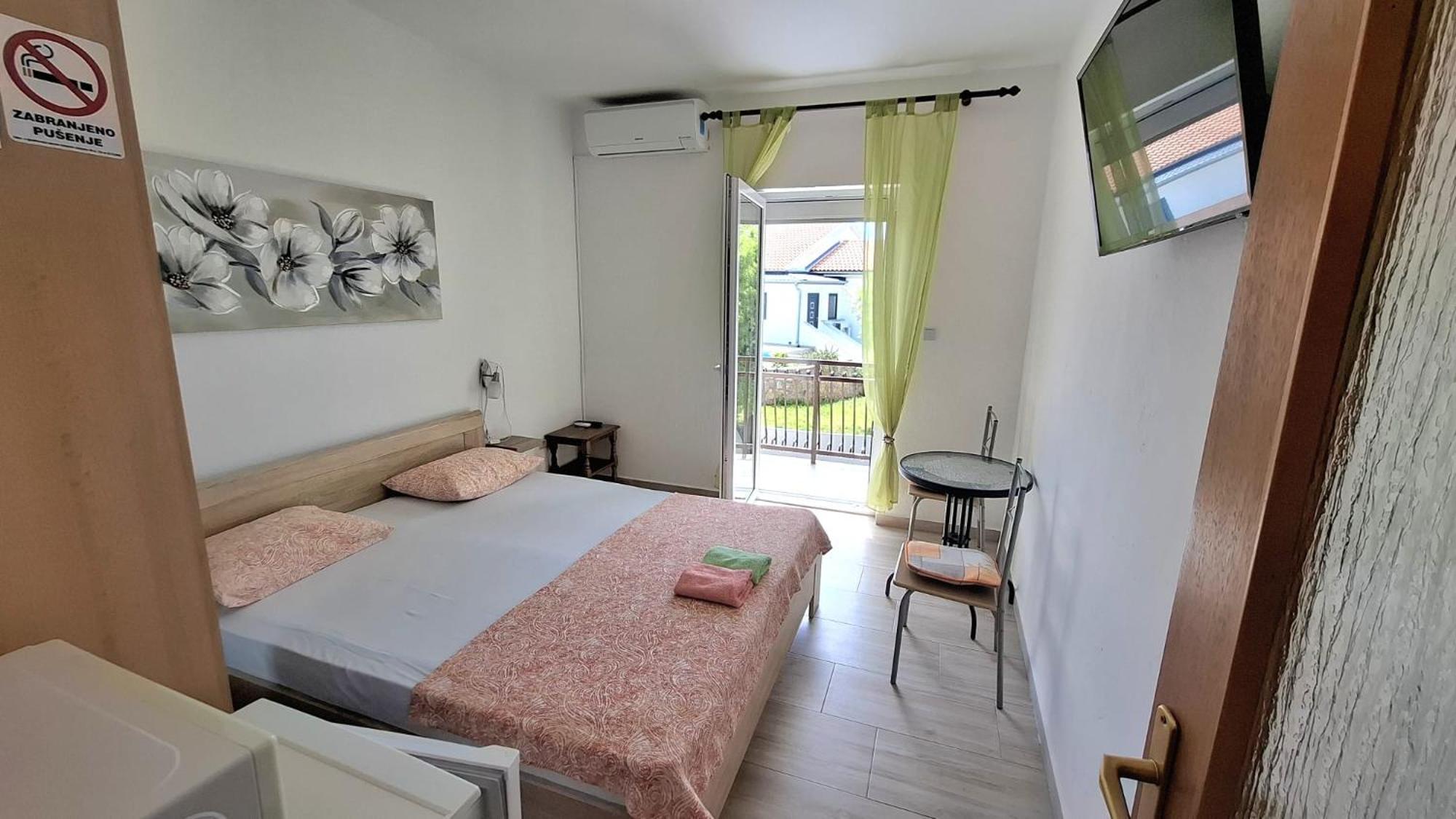 Guesthouse Martina เซนญ์ ภายนอก รูปภาพ