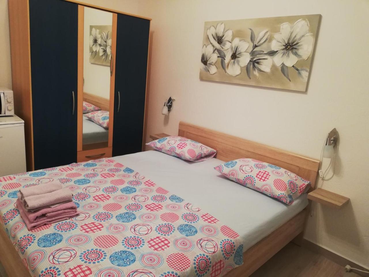 Guesthouse Martina เซนญ์ ภายนอก รูปภาพ
